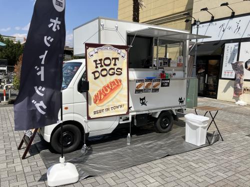これは、黒猫のキッチンカーです。