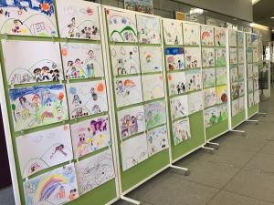 未来のアウトドアフィールド絵画