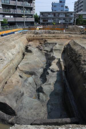 岡山南遺跡発掘調査の写真